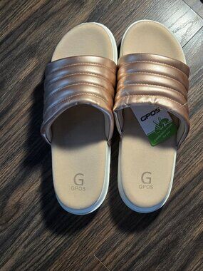 GPOS Women's Memory Foam Slip-On Metallic Sandals NWT/SIZE 11